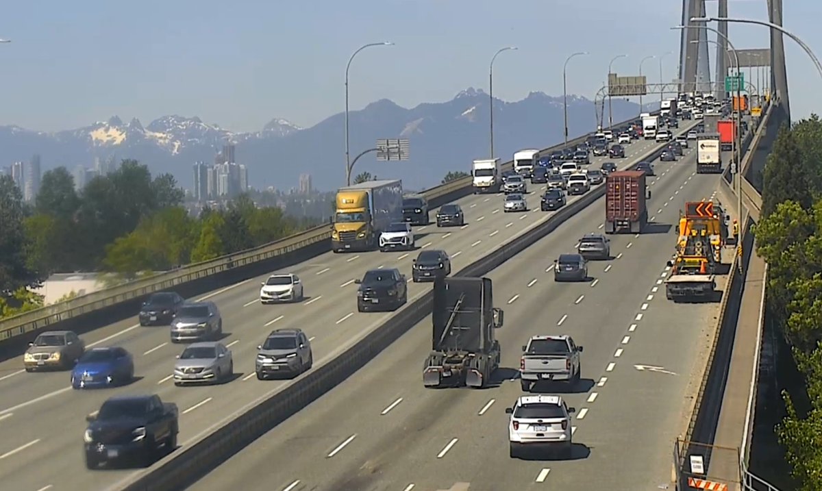 DriveBC tweet media