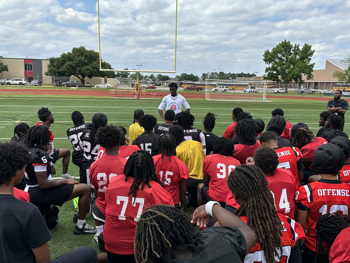 Westfield Mustang Football tweet media