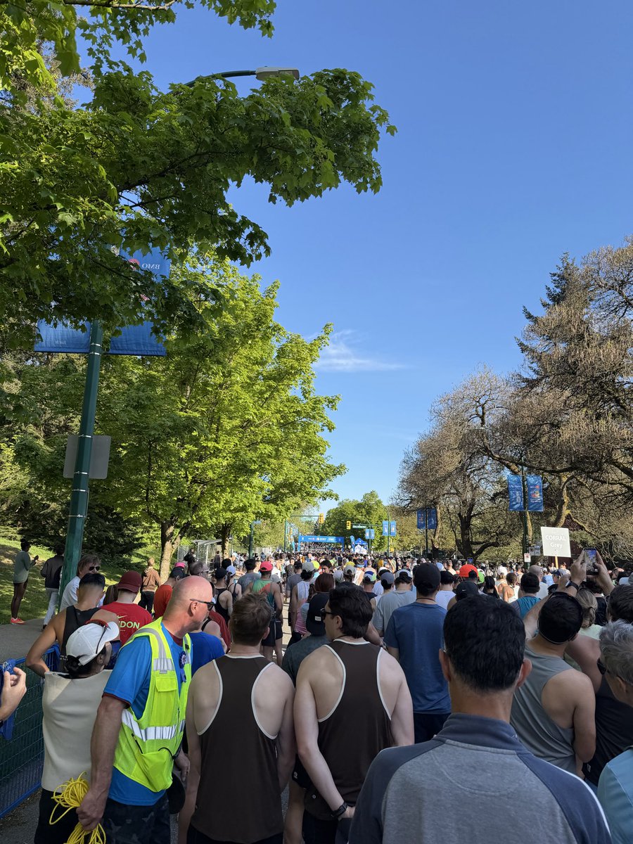 MooshamooM's tweet photo. Vancouver Marathon 2026.
The heat got to me! 完走したけど、30キロから失速。
次、7月に向けて頑張る！ https://t.co/ZVQ0rnnR7b