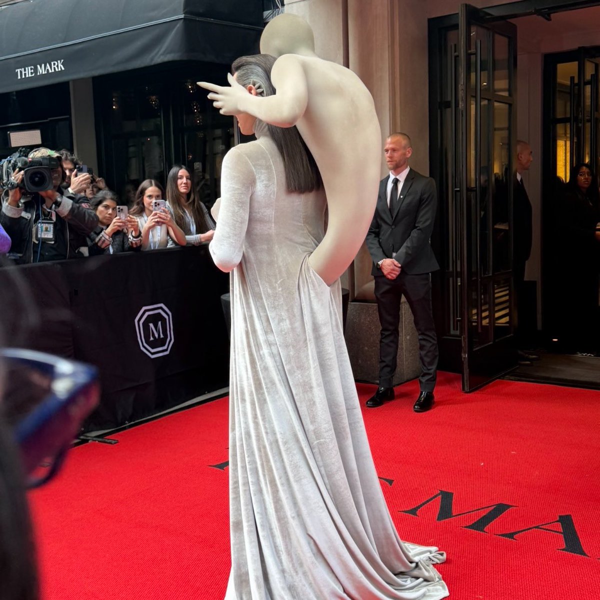 Sculpture time! Jordan Roth stuns in Robert Wun at the met gala 2026!