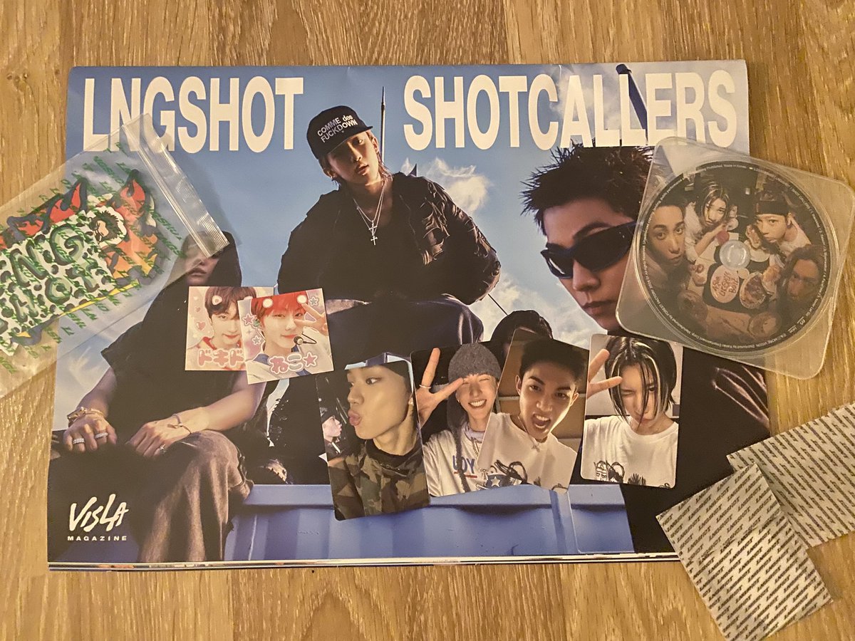 wildflowerbluel's tweet photo. lngshot shotcallers albüm magazine ver. satis

ohyul ve woojini satmayacagim onun haricinde full icerik sayfalarini sadece bir kez cevirdim yine de hassas aliciysaniz lutfen yazmayin aldigim fiyattan 2 pc fiyatini cikarip oyle satacagim dm atmaktan cekinmeyin 🫶🏻@lngshotsatis https://t.co/OwQYsRiX4i