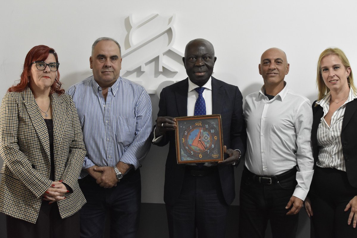 El Director General de la OIT, <a href="/GilbertFHoungbo/">Gilbert F. Houngbo</a>, inició hoy su misión oficial en Uruguay 🇺🇾

Una agenda centrada en el diálogo social y en las prioridades del mundo del trabajo.

Te contamos más 👇