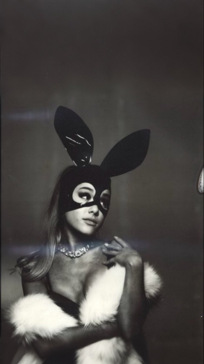 louis_bdin's tweet photo. 10 YEARS OF DANGEROUS WOMAN
ARIANA GRANDE 
NEW WALLPAPER ! 
#dangerouswoman #ariana #arianagrande https://t.co/IUqWCtSO3B