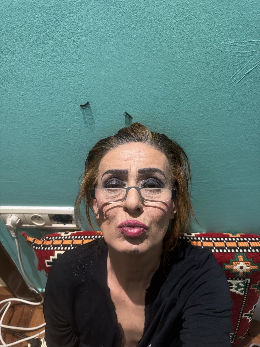 Yıldız Tilbe tweet media