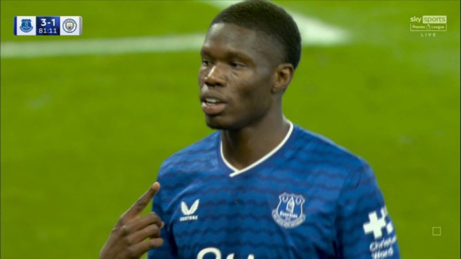 M.EVerton tweet media