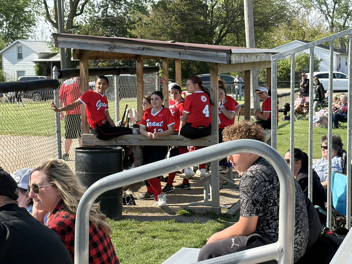 middle_grant's tweet photo. Tourney action @ Lincoln! 
GMS Varsity girls🥎
GMS Boys Championship⚾️
GMS 6th /JV girls 🥎 https://t.co/VVefsNsnZs