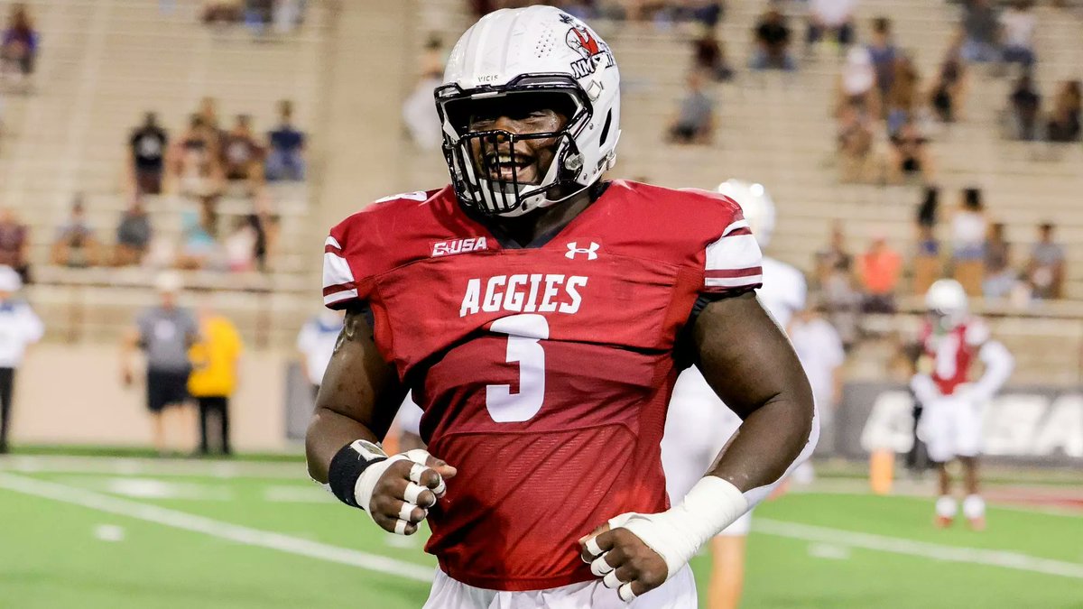 Nick_Coppola__'s tweet photo. Former NMSU players with NFL opportunities in 2026

Drafted
- TE Eli Stowers (PHI) 
- RB Mike Washington (LV)
- LB Keyshaun Elliott (CHI)
- RB Seth McGowan (IND)

UFA deals
- QB Diego Pavia (BAL)
- OT Shiyazh Pete (DAL)
- DE Dion Wilson (BAL)

Rookie minicamp
- RB Kadarius Calloway (TB)
- RB Star Thomas (TEN)
- WR Jonathan Brady (LV)
- DE Noah Arinze (KC)
- S Myles Rowser (SEA)

Wrote a piece on this last week on how NMSU is using them as recruiting assets, even if 11 of the 12 didn't finish at NMSU, to promote its player development. https://t.co/Lca0Zc47tM