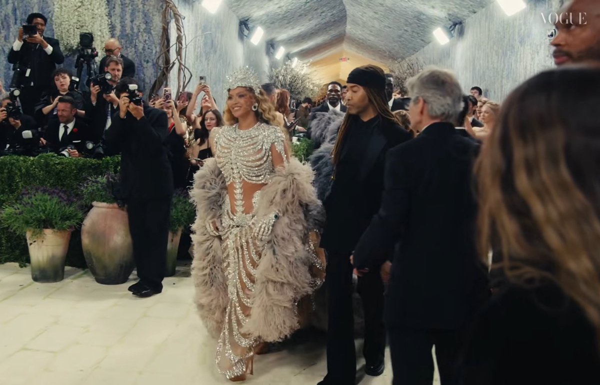 BEYONCÉ LEGION tweet media