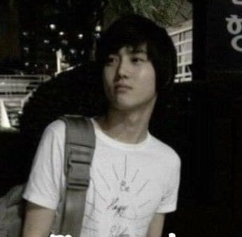 러스 tweet media