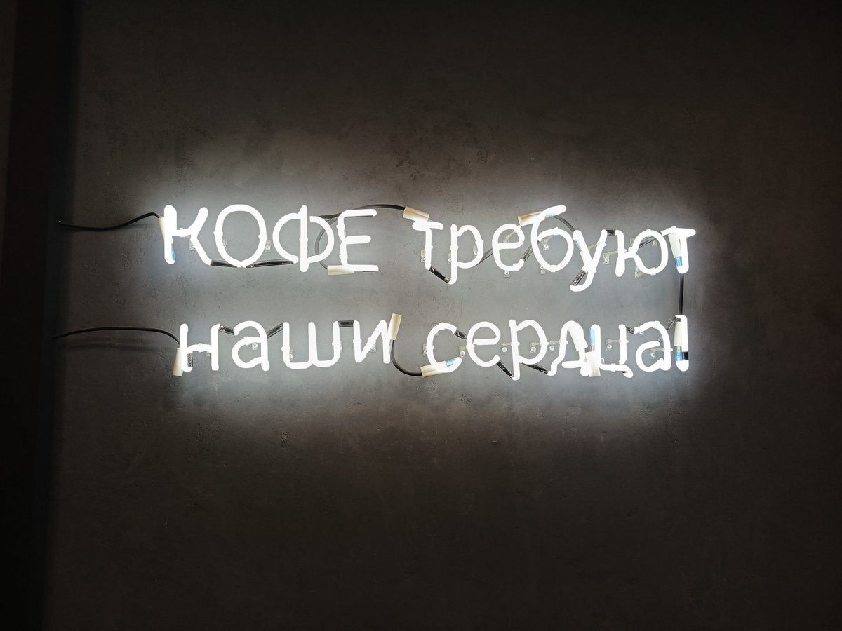 одинокая водка на пруду🍋‍🟩 tweet media