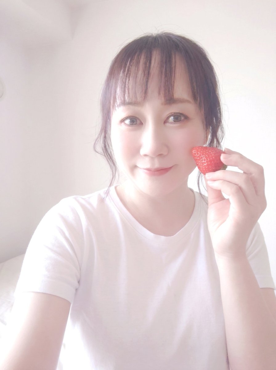 あなたの原田めいさ（現在は愛沢みつり）です🐱🩷西船橋「雅」セラピストです🌹 tweet media