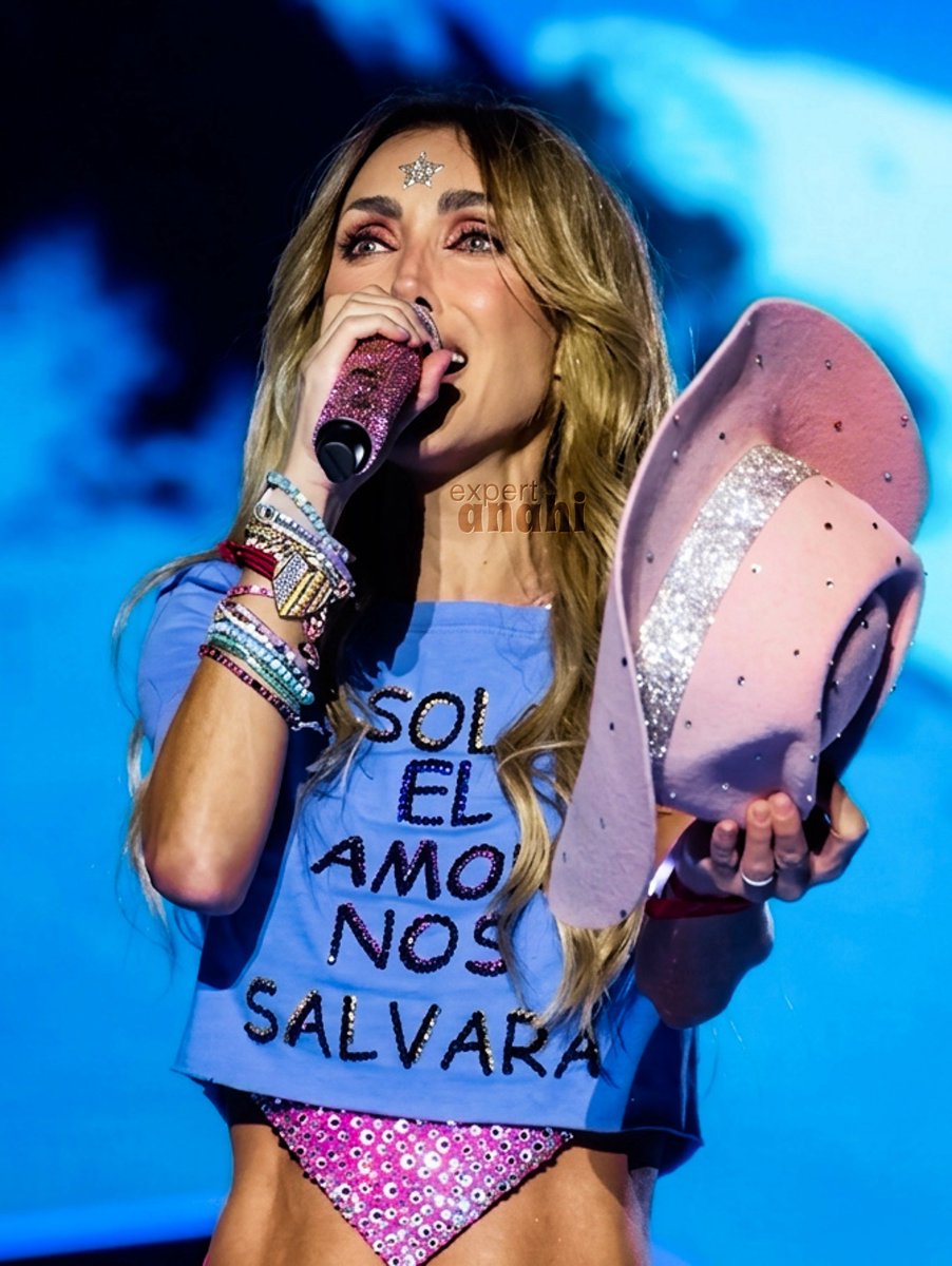 expertanahi's tweet photo. Sólo el amor nos salvará 🩷 https://t.co/ABMjvyPQZC