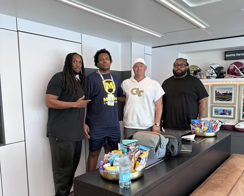 Greg Smith tweet media