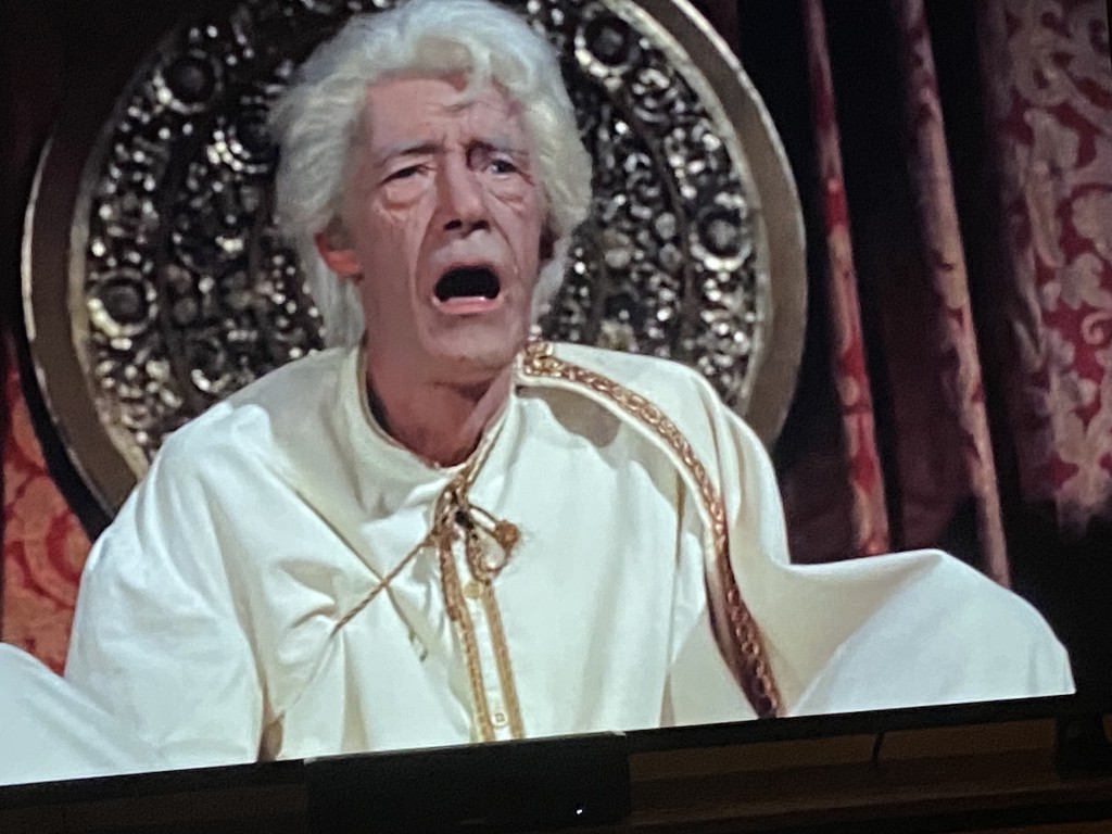 FilmWoman's tweet image. But he didn’t look a bit like Leslie Nielsen, that’s for sure.

Read more 👉 lttr.ai/Aqxab

#Bmovie #television #history