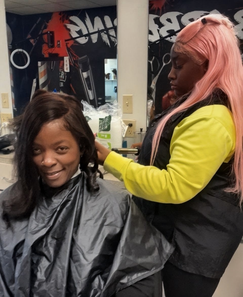 JDHallLISD's tweet photo. A great start to a well deserved teaching staff at JD Hall. Thanks Mrs. Taylor for your efforts in securing this for them. Thanks to the phenominal cosmetology team at LHS for giving JD Hall the best Tiger Spa Experience.  @akperera @drcasscarr @LancasterISD https://t.co/ZbGHNhqiXR