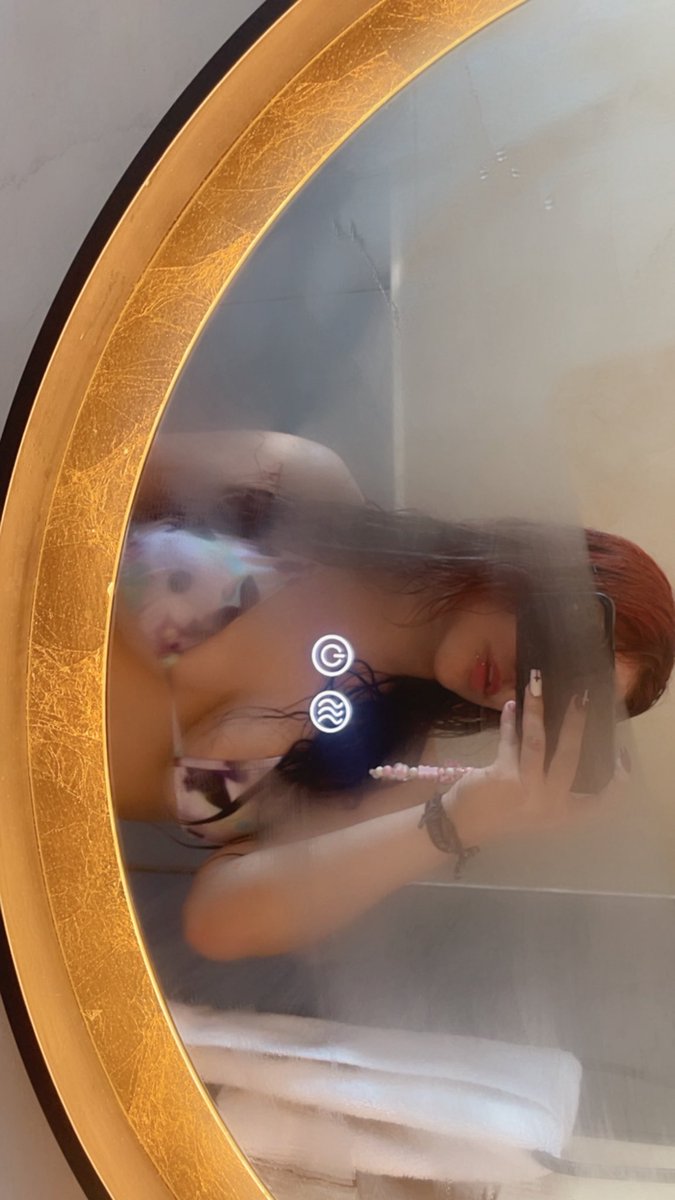 Sophyxx tweet media