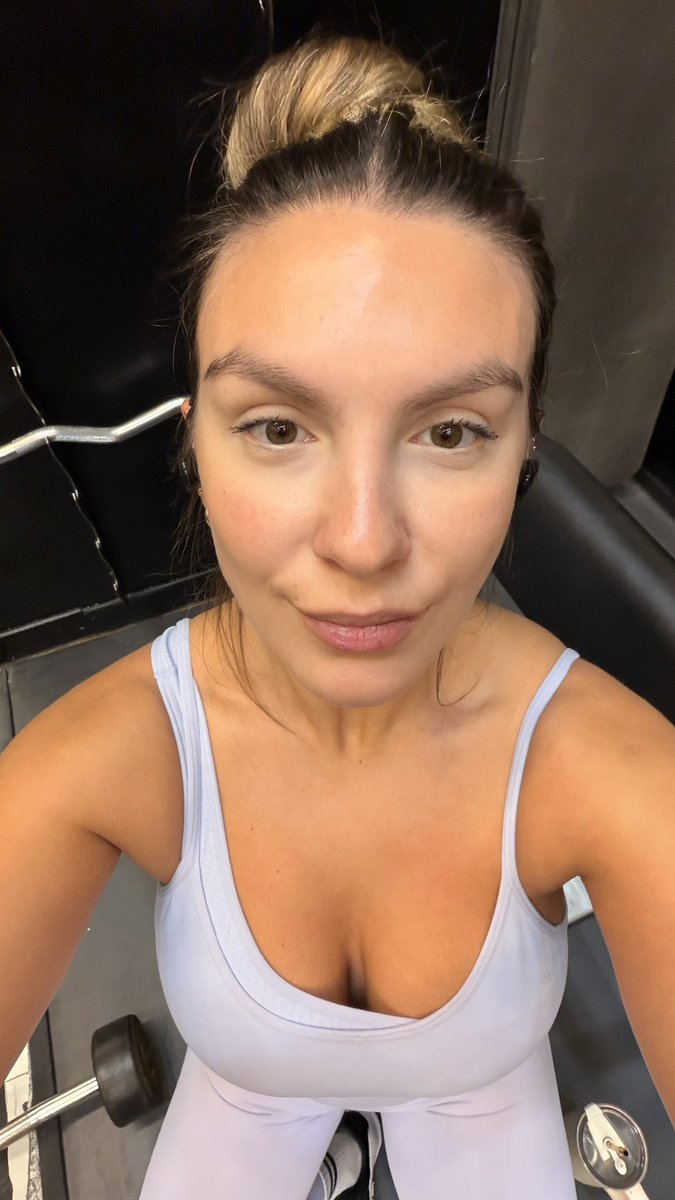 Amarela Garcia tweet media