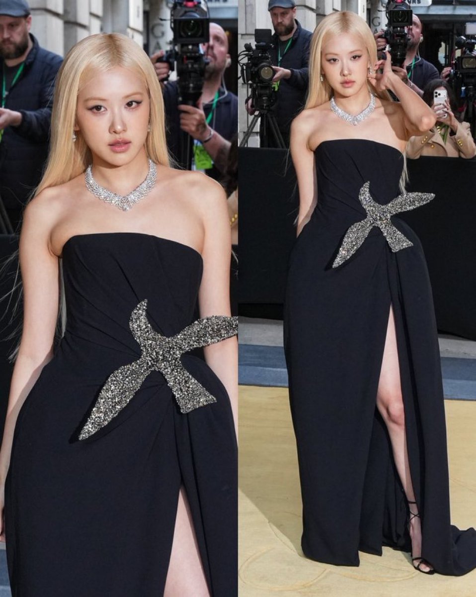 SO PRETTY 😍 

PINKS AT MET GALA
#ROSÉxMetGala #MetGala2026