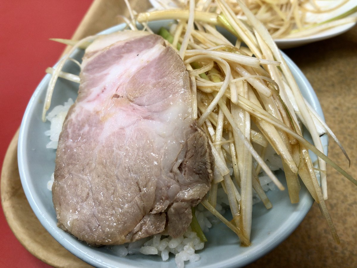 ばき tweet media