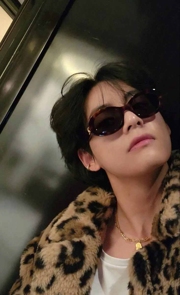 saleha⁷ is seeing bts tweet media