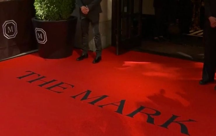 mark lee on his way to the met gala