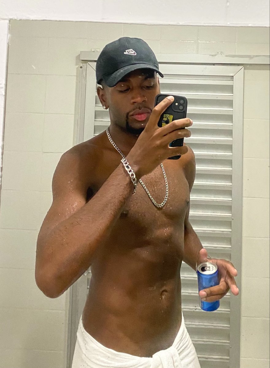 🦍 tweet media