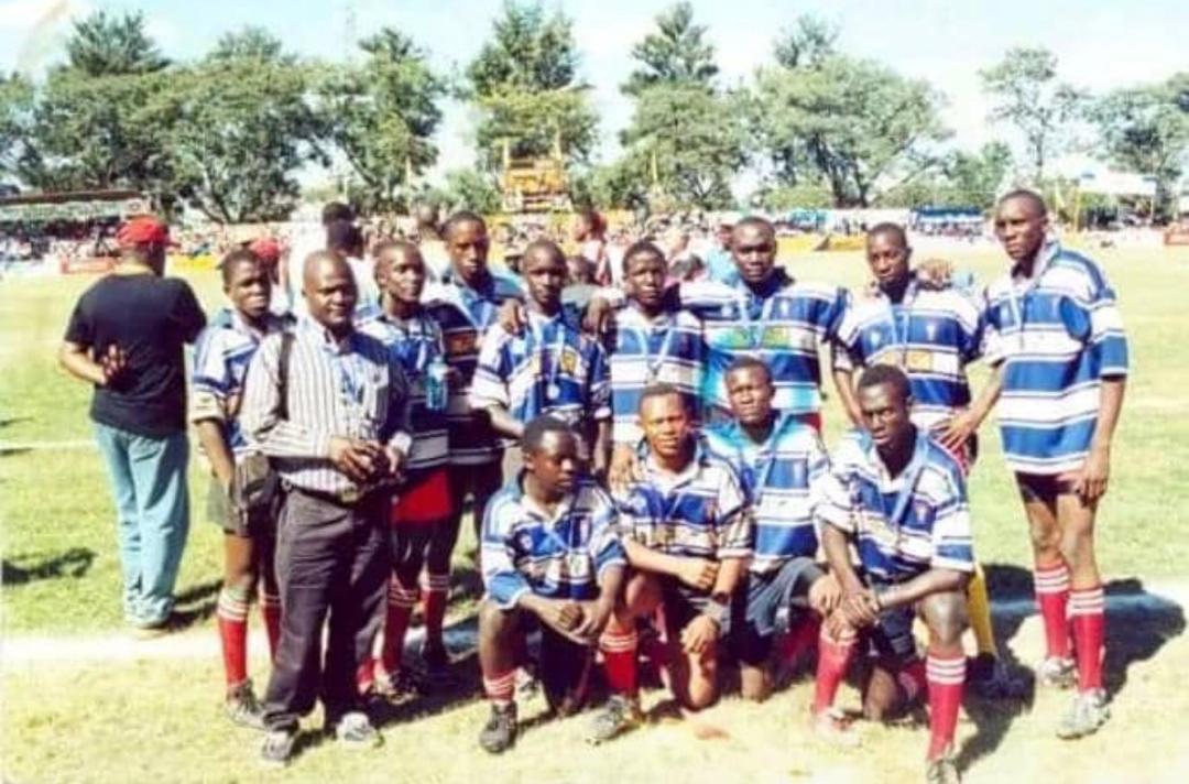 fatcatspod's tweet photo. PAYING TRIBUTE - O'BRIEN MATSIKO TINDIMWEBWA (1982-2026)

Position - Hooker, Fly Half

Age Grade
- 1996-1997 - St. Mary's College, Kisubi
- 1998-2001 - Namilyango College

Teams Represented
- 2001-2002 - Boks/ KOBs II
- 2002-2003 - @KobsrugbyUg 
- 2004-2008 - @HeathensRFC 
- 2003-2004 - @Uganda_Sevens 

Rugby Cranes Sevens Squad Selections
- 2003 George Sevens (RSA)
- 2004 Dubai Sevens (UAE)
- 2004 Safari Sevens (Kenya)

Rugby Cranes
2005 - part of 38 players called up in preparation for the Rugby Africa Top 9 Tournament. Won a test cap against Zimbabwe in Harare.

Administrative Roles
- Coaching Team at @BuffaloesRFC (2014)
- Chairman of the Kyadondo Rugby Playing Committee (2016)
- Technical Director for the Rugby Africa Cup Pool C (2021)

Honours
- 2x Schools Premiership Champion (2000, 2001)
- 2001 National Schools Sevens Champion
- Runner Up at the 2001 Safari Sevens Schools Tournament
- 2x Rugby Premiership Champion (2003, 2004)
- 2004 Uganda Cup Champion
- 3x National Sevens Series Champion (2004, 2005 & 2007)

Notes
- He started as a hooker, but later made the change to fly-half.
- The 1996-2001 class of Namilyango College that Tindimwebwa was part of included;
🏉Captain Timothy Mudoola
🏉Simon Wakabi
🏉Dr. Stone Luggya
🏉Samuel Rubanga
🏉Steven Ogwete
...all of whom were teammates at Kampala Old Boys (KOBs) RFC.

Courtesy: @luggya, Faisal Gamma
Powered by @isa_metrics 

Courtesy photos

#FatCatsPod