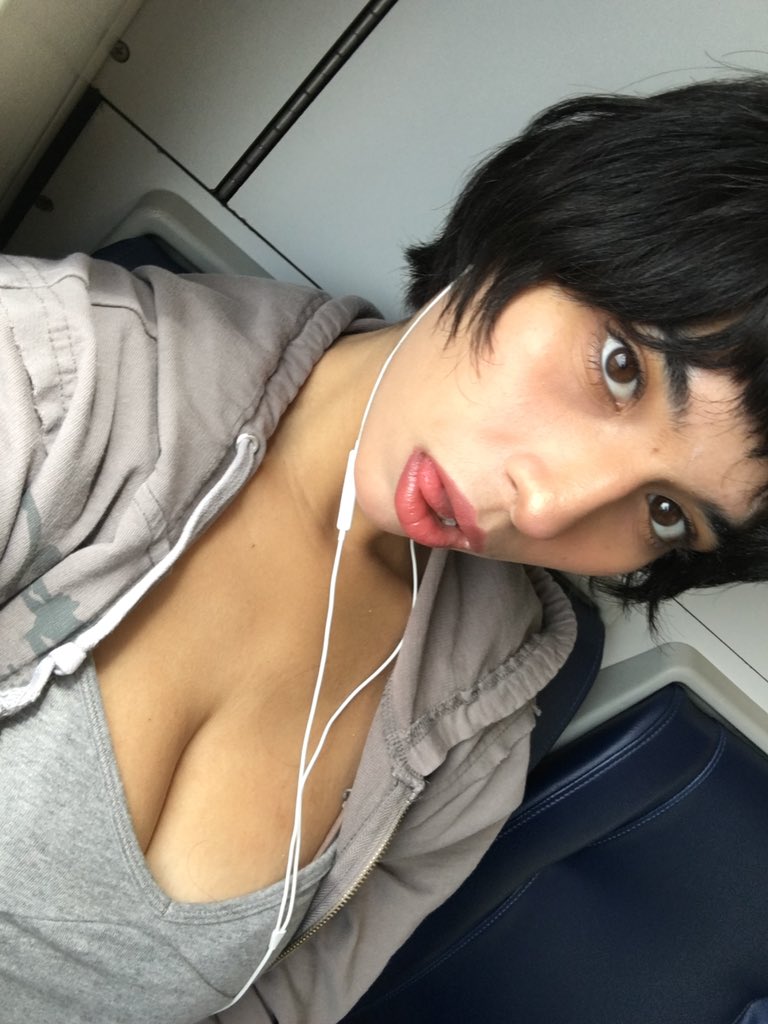 CyberBunnyVi's tweet photo. https://t.co/IO3Y3FsHla