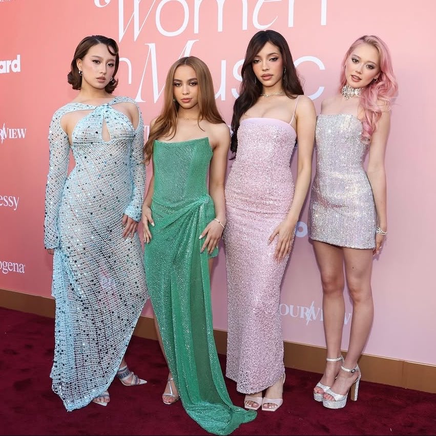 GIRLSET BASE tweet media