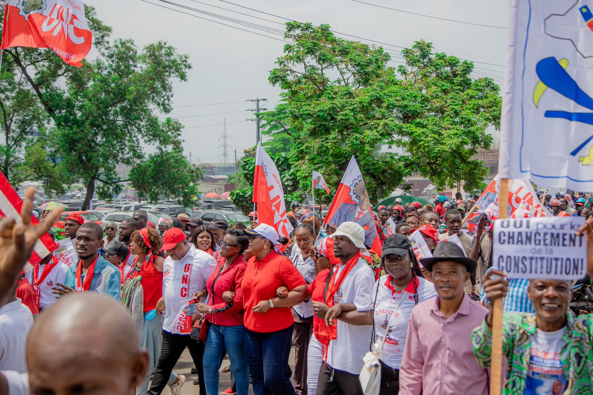 BasimanaMadieng's tweet photo. La Coordinatrice d la MOPRO/KIN, Mme Nora Efole, a répondu présente à la marche d soutien, à l’appel conjoint d l’UDPS et d l’UNC, réaffirmant son engagement aux côtés du Chef d l’État, @fatshi13 pr la paix et la stabilité.

@efole3 @BillyKambale1 @AugustinKabuyaT @VitalKamerhe1 https://t.co/Vn5Xz90crJ