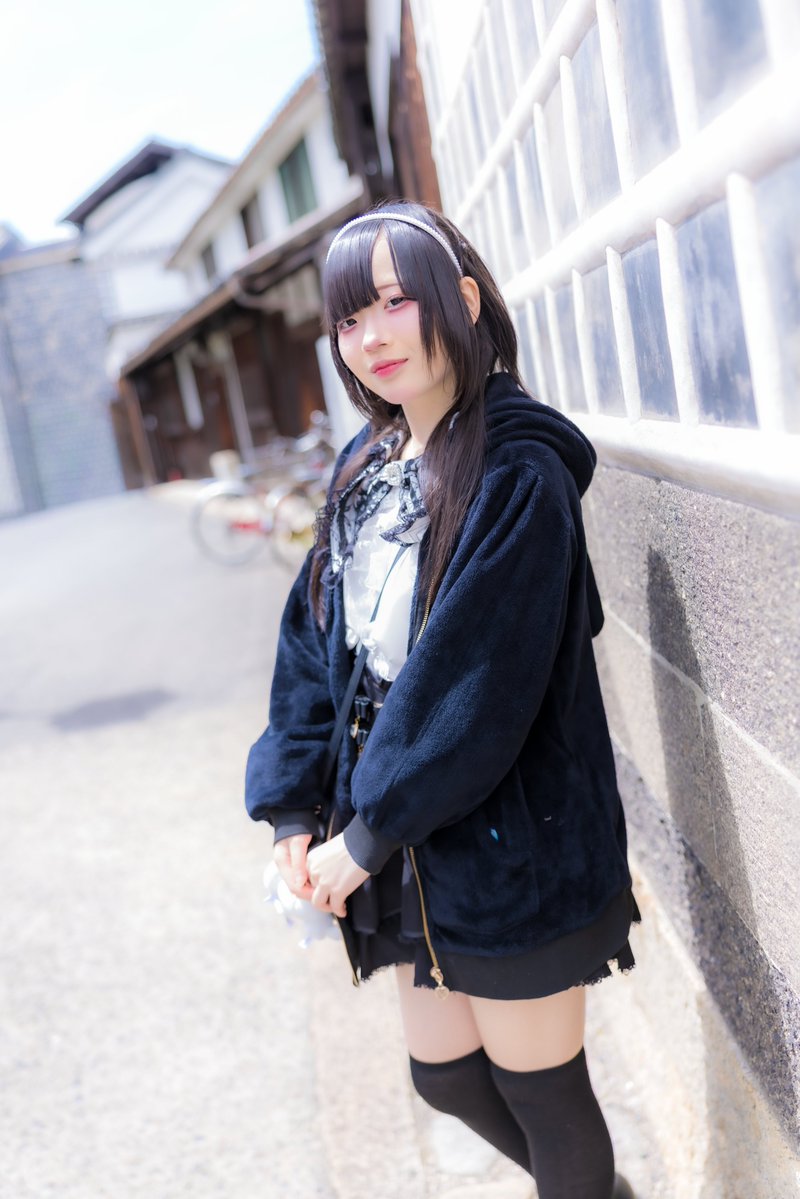 ひろり tweet media