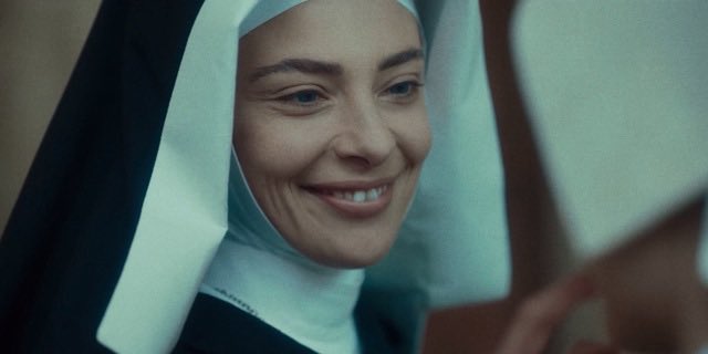 ane on yuribus tweet media