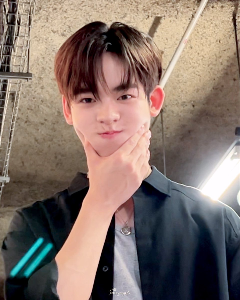 เฟี้ยว 🛵 tweet media