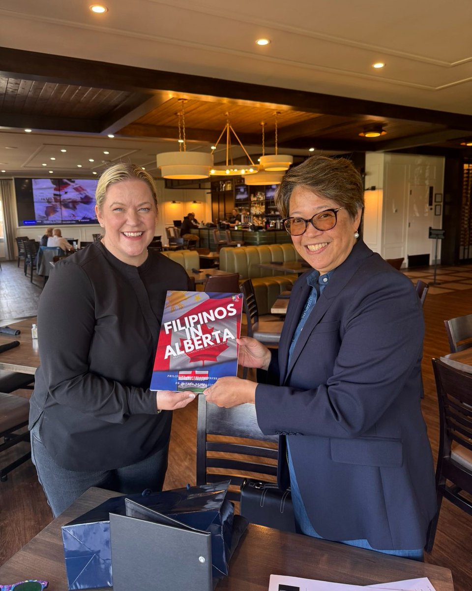 PHinCalgary's tweet photo. Consul General Emma Sarne met with Mayor Heather Spearman over lunch today and expressed her appreciation for the continued support extended to the Filipino community in the city of Airdrie, Alberta. https://t.co/RYwn3ClSdA