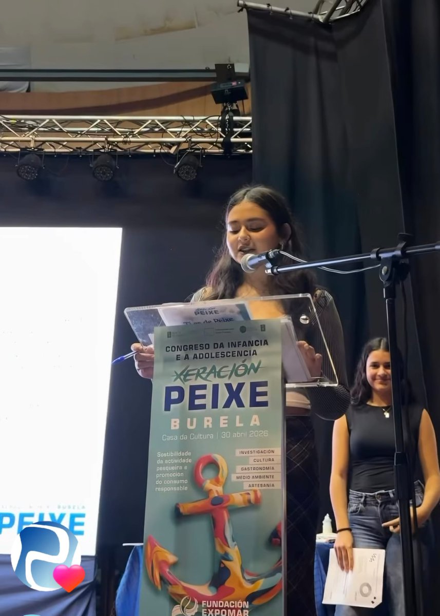 IESMonteCastelo's tweet photo. O 30 de abril tivo lugar en Burela o I Congreso da Infancia e a Adolescencia, unha xornada moi especial organizada pola Fundación Expomar que puxo o broche final a varios meses de actividades centradas no mar e na vida mariña, nas que participou o alumnado do noso centro🐬🐟🐙🦀 https://t.co/64VvrisrsF