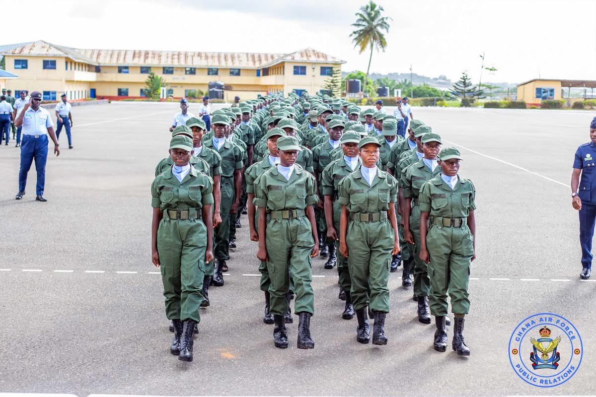 ChaleNewsGh's tweet photo. Ghana Armed Forces begins training 300 new recruits at the Air Force Recruit Training School in Takoradi.

The recruits will undergo six months of intensive basic military training following an induction religious parade held at the school’s auditorium at Air Force Base Takoradi. https://t.co/j1VIWahi5P