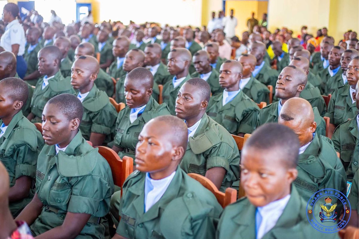ChaleNewsGh's tweet photo. Ghana Armed Forces begins training 300 new recruits at the Air Force Recruit Training School in Takoradi.

The recruits will undergo six months of intensive basic military training following an induction religious parade held at the school’s auditorium at Air Force Base Takoradi. https://t.co/j1VIWahi5P