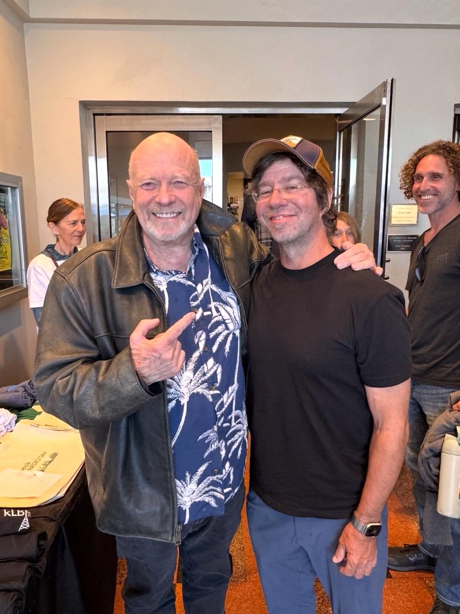 KLBPFM's tweet photo. Thank you for joining us yesterday for KLBP presents @PhilHendrie at the @ArtTheatreLongBeach! Here’s an audio clip from his podcast yesterday! https://t.co/TlOL4c2kkU