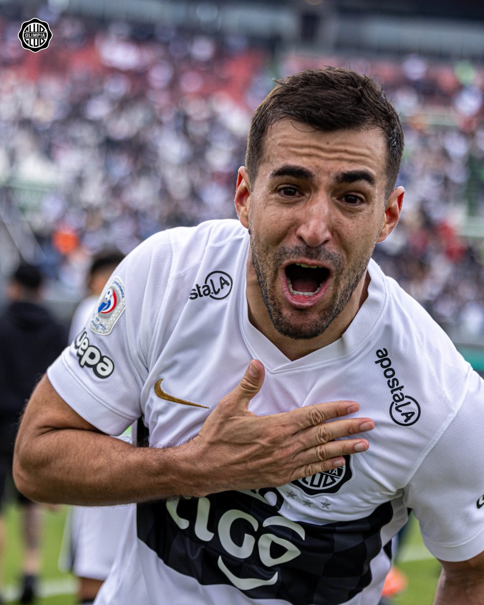 El privilegio de defender al Club de tus Amores desde adentro y cumplir el sueño de ser campeón.

𝐍𝐨 𝐭𝐢𝐞𝐧𝐞 𝐩𝐫𝐞𝐜𝐢𝐨.

🤍🖤🤍