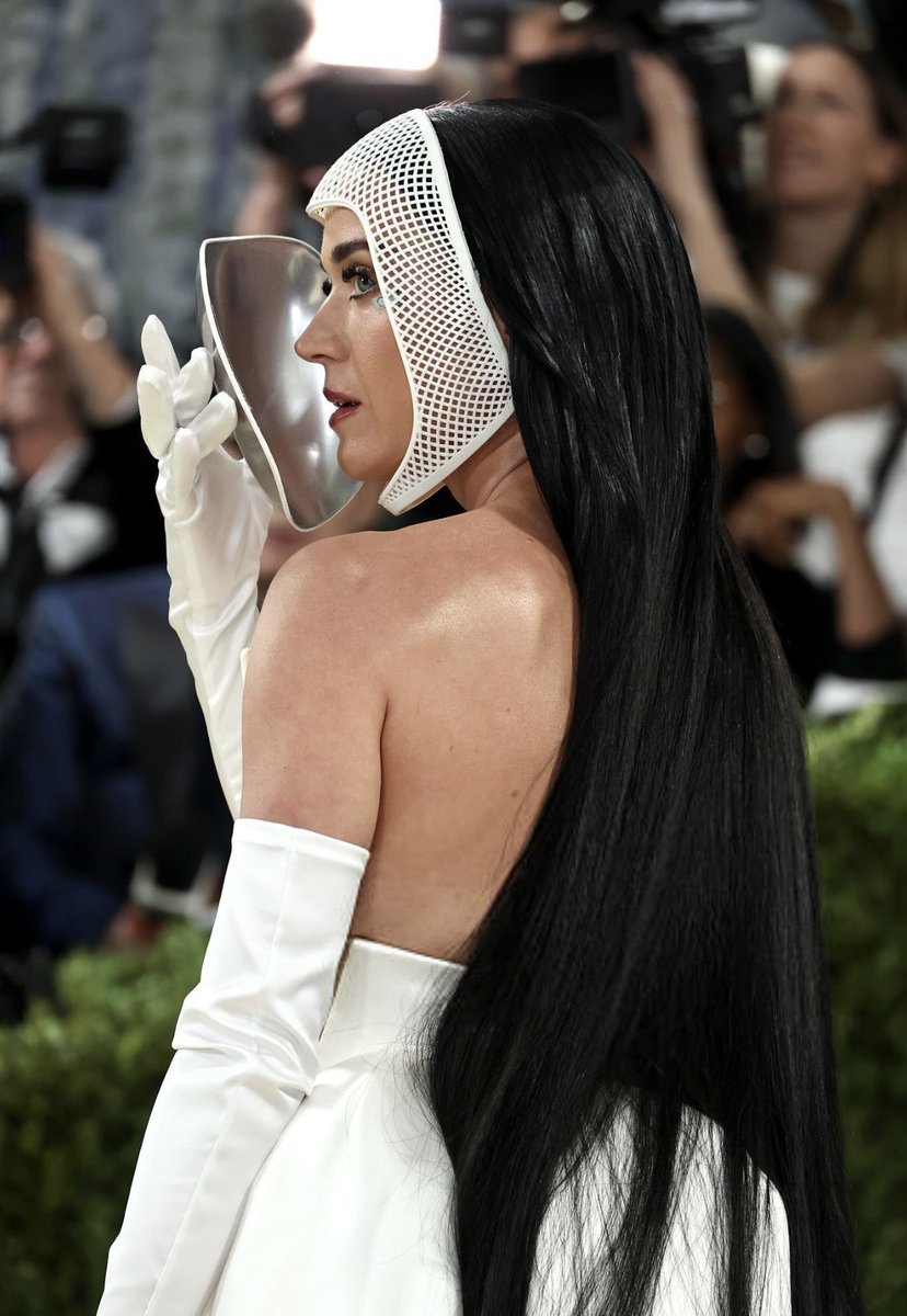 Katy Perry Poland tweet media