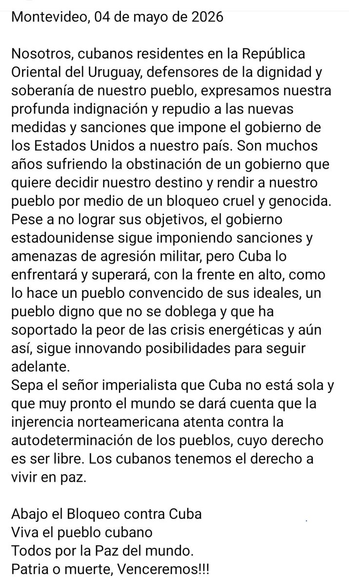 ConsulCuba_Urug's tweet image. Desde #Uruguay, cubanos residentes alzan su voz en defenda de la Patria, ante la amenaza del imperio.

#LaPatriaSedefiende 🇨🇺🇨🇺🇨🇺 #CubaNoEstáSola