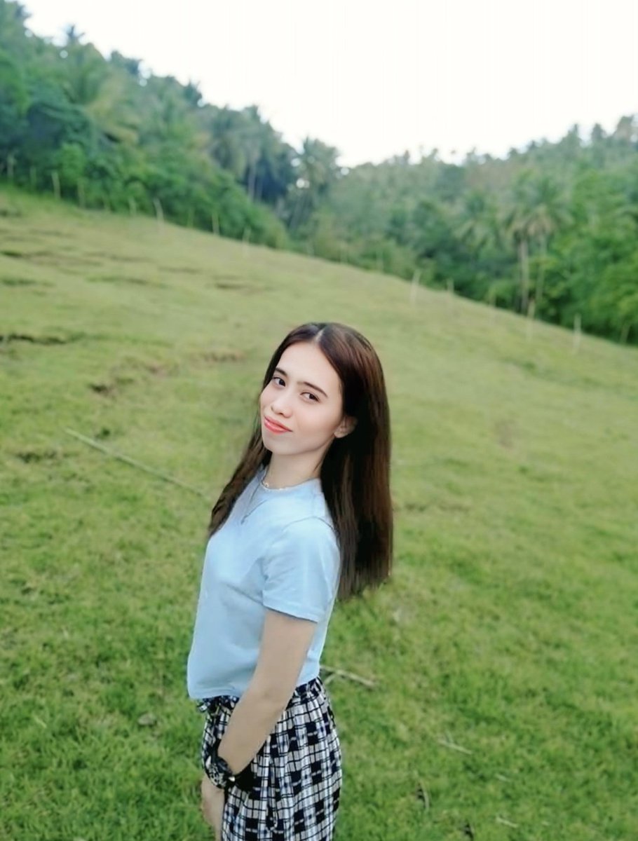 hans_josefina's tweet image. My very old photos.. when I was young and free 🤭

#throwback #throwbackmemories #throwbackpicturechallenge #flashback #flashbackmonday #flashbackmoment #FlashbackTime