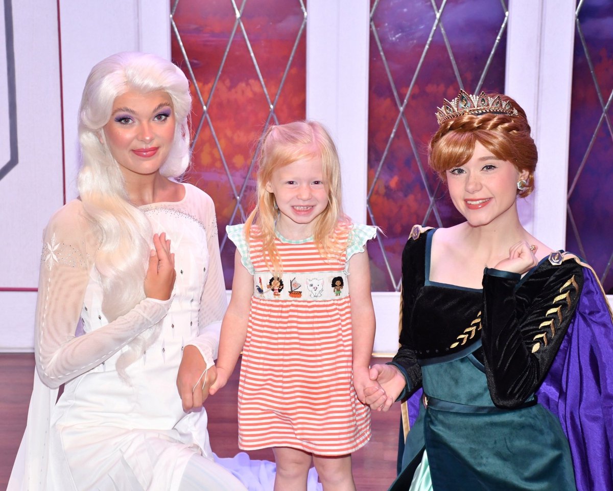 JordanAlvesTV's tweet photo. Princess LeeAnn spent the last week with her favorite Disney princesses and characters… mom and dad had a blast seeing all her wishes and dreams comes true but we’re plum tired!! https://t.co/jsuUU7gFF7