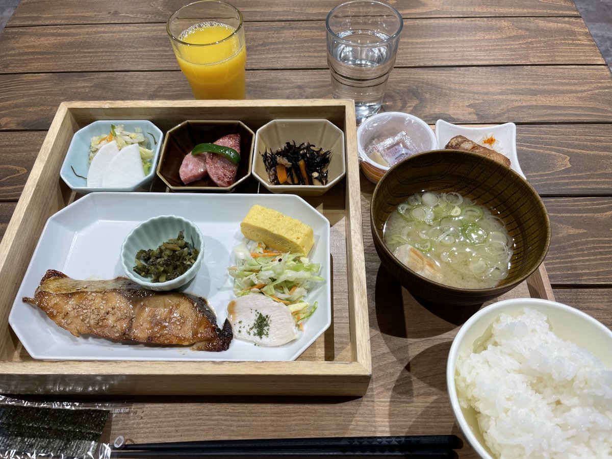 尼住 tweet media