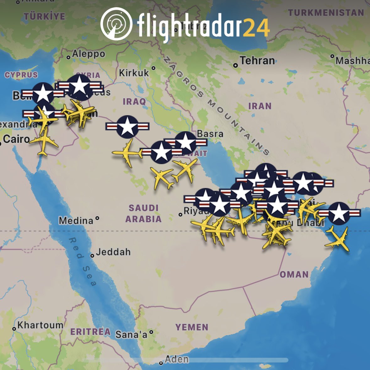 #MedioOriente || Más de dos docenas de aviones cisterna de los Estados Unidos con fuerte actividad en varios países del Golfo Pérsico en las últimas horas reporta <a href="/flightradar24/">Flightradar24</a>.