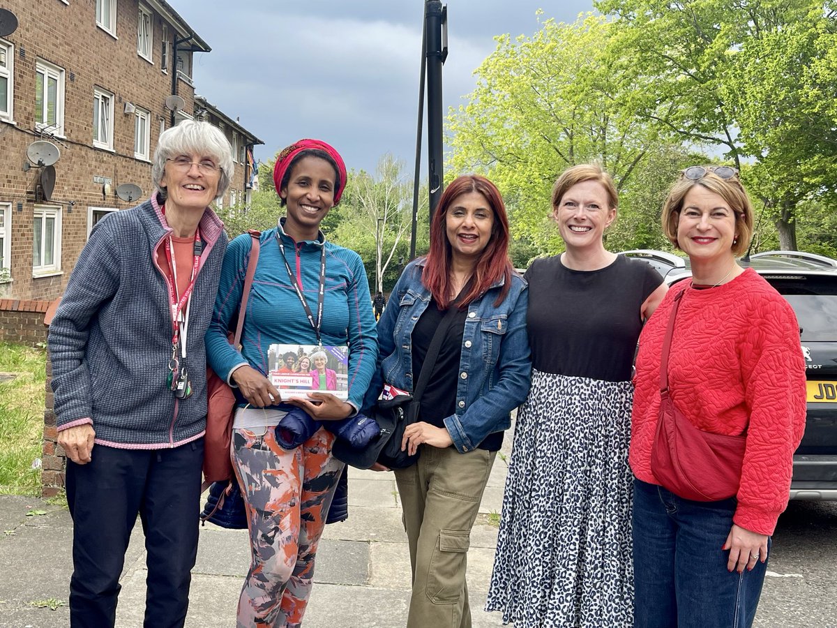LabourMarina's tweet image. Great to be out in Knight’s Hill with our brilliant Labour candidates, Cllr Jackie Meldrum, Cllr Ibtisam Adem and Cllr Emma Nye. 

#votelabour 🌹this Thursday