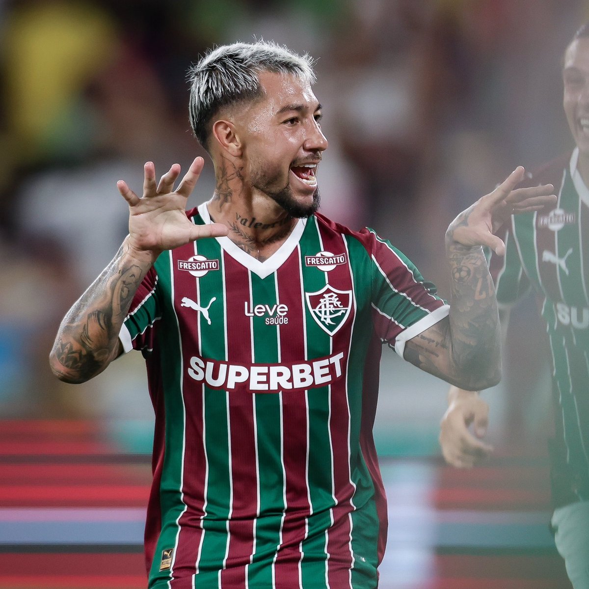 Quarta Feira é o jogo mais importante do ano, que nosso Mago Lucho esteja bem fisicamente para junto com Savarino comandar a equipe.

Queremos a Glória Eterna novamente.

Precisamos acreditar.