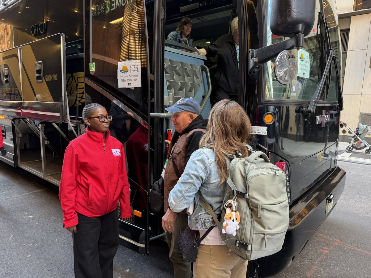 Receptive_Tours's tweet photo. The NYC adventure is underway for @LTPD60441!

After landing at LGA, these seniors began their NYC guided tour with their Red-Jacket Tour Guide with stops at Central Park &amp; Rockefeller Center.

Then their Times Square hotel where welcome bags of water and snacks were waiting. https://t.co/GMOoYUWK9I