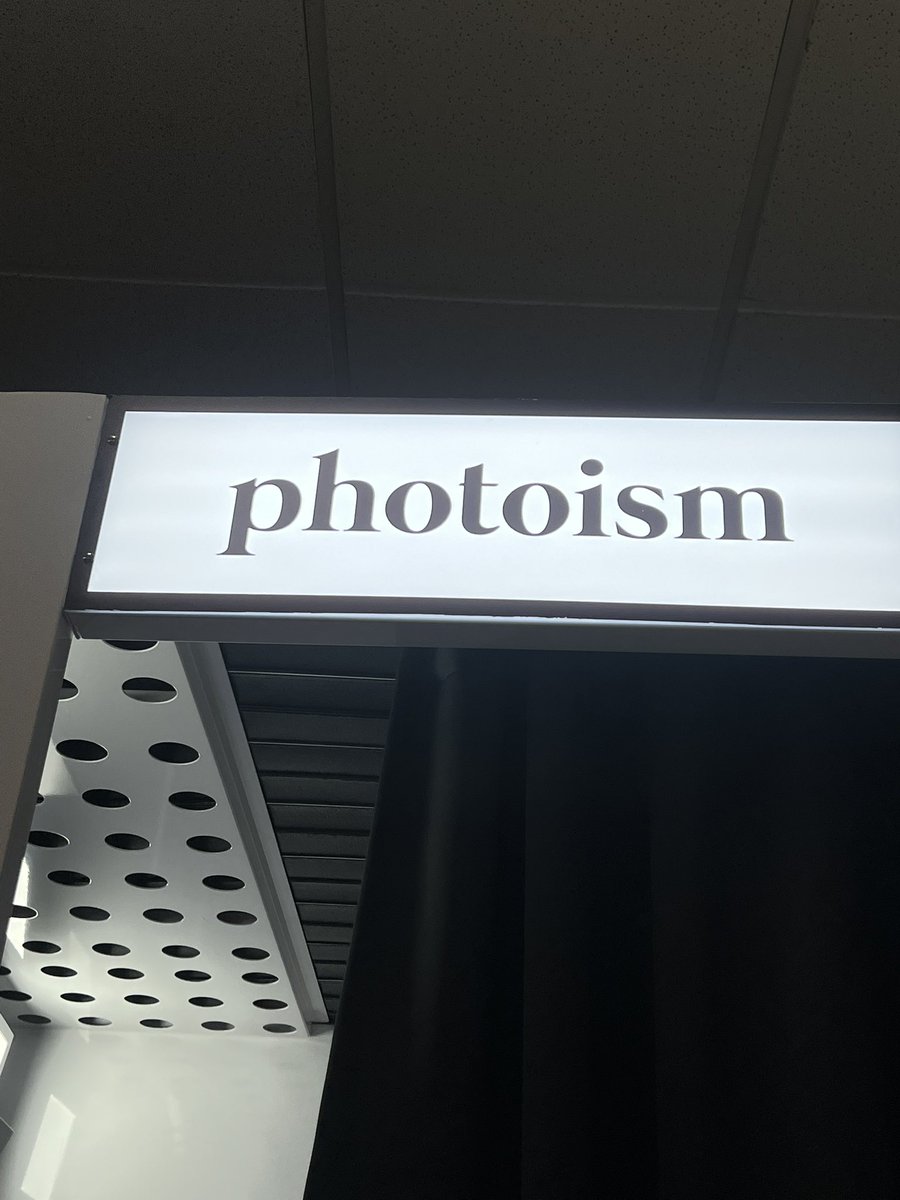 wavetosieun's tweet photo. oh so they’re TRYING to rob me blind rn https://t.co/poSZ8g5jTe