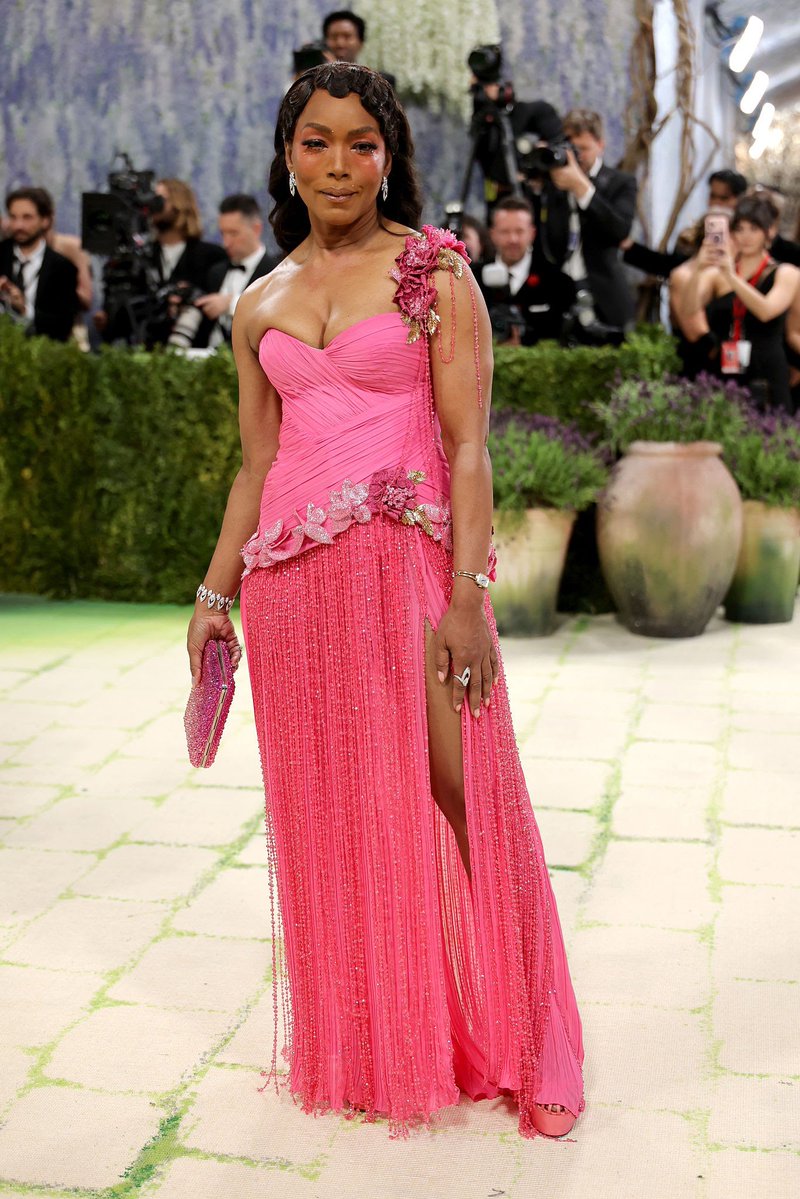 Angela Bassett Archives tweet media